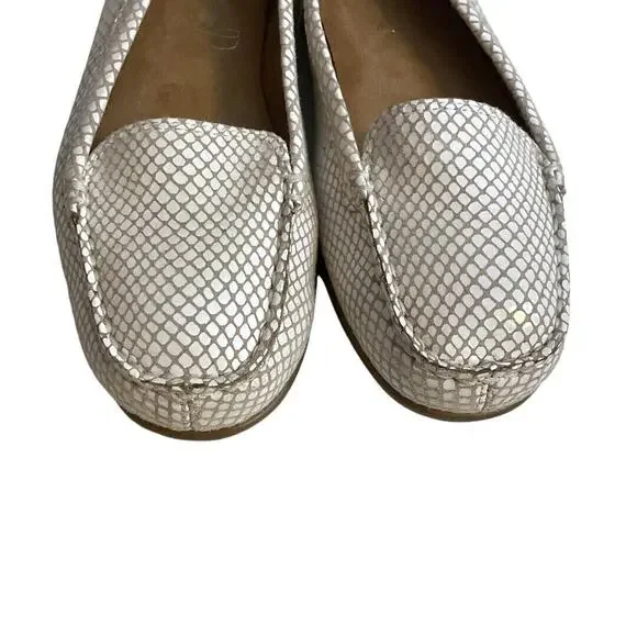 Aerosoles Snake Print Loafer Beige Slip On Nu Day Shoes SZ 6 Comfy Casual - Picture 7 of 10